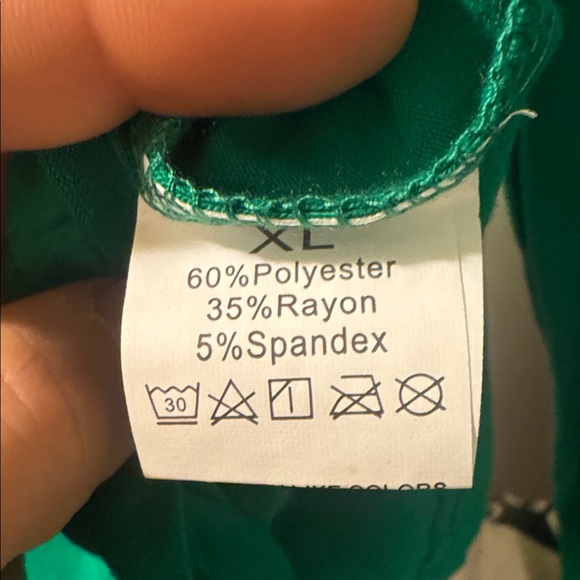 Green 'Happy Go Lucky' Long Sleeve Shirt NWOT - Picture 2 of 2